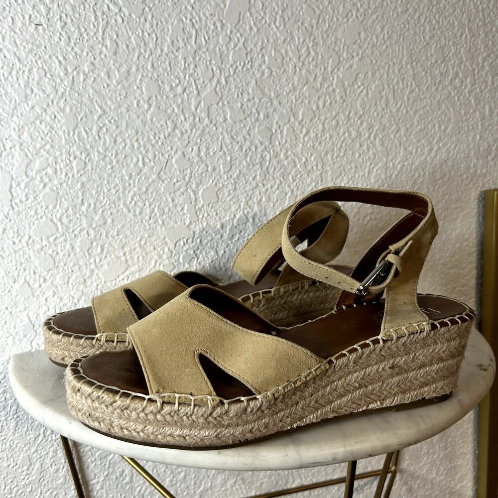 Franco Sarto Pellia Womens Suede Ankle Sandals Womens Size 7.5 Tan Brown